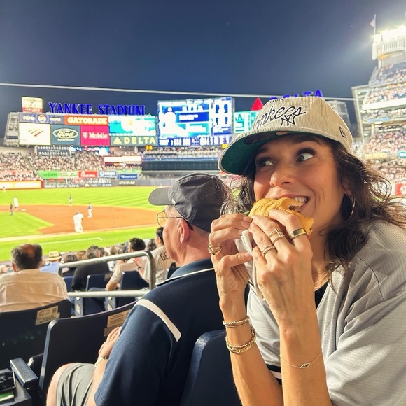 Meet your Posher, SJ - Picture 6 of 8